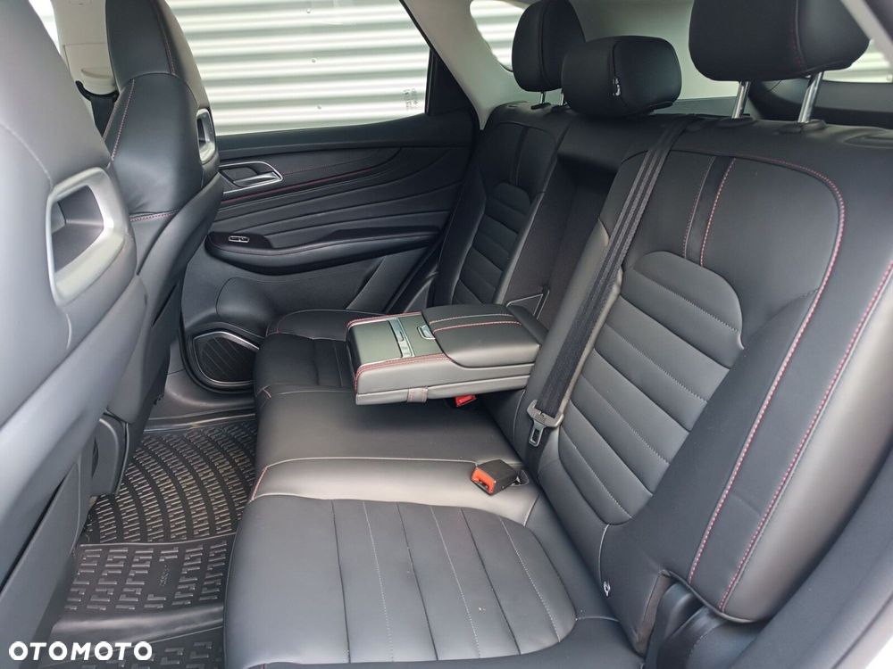 MG HS 1.5 T-GDI Exclusive DCT - 29