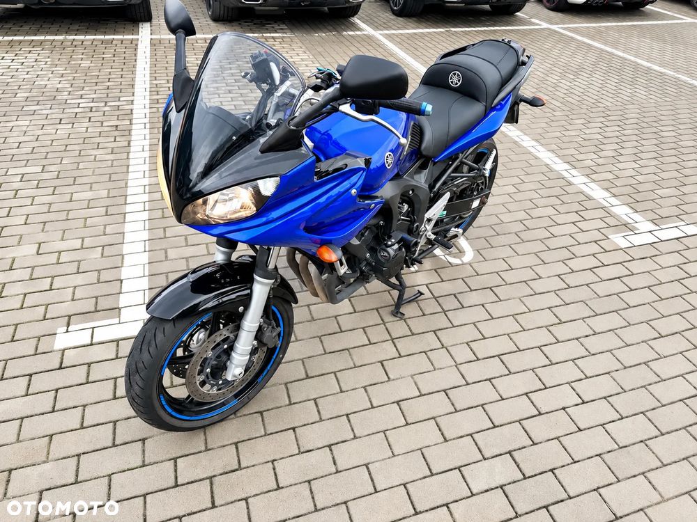 Yamaha FZ6 - 2