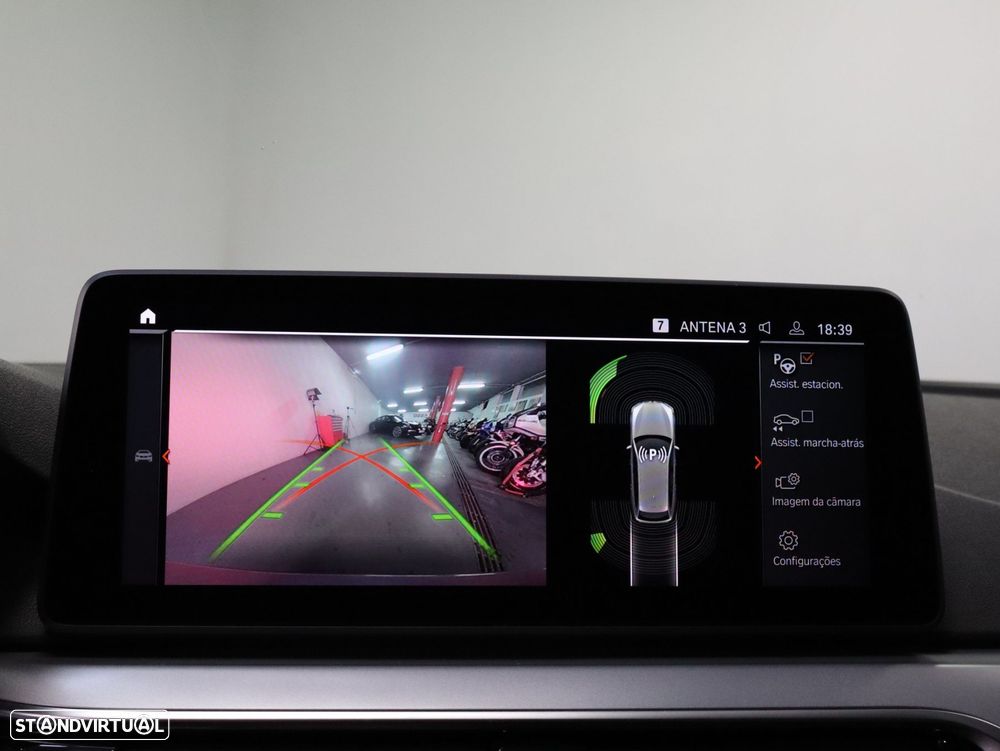 BMW 530 e Line Luxury - 13