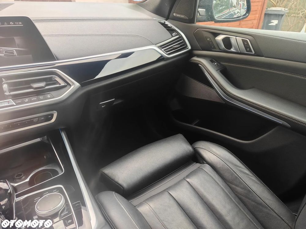 BMW X5 xDrive45e sport - 25