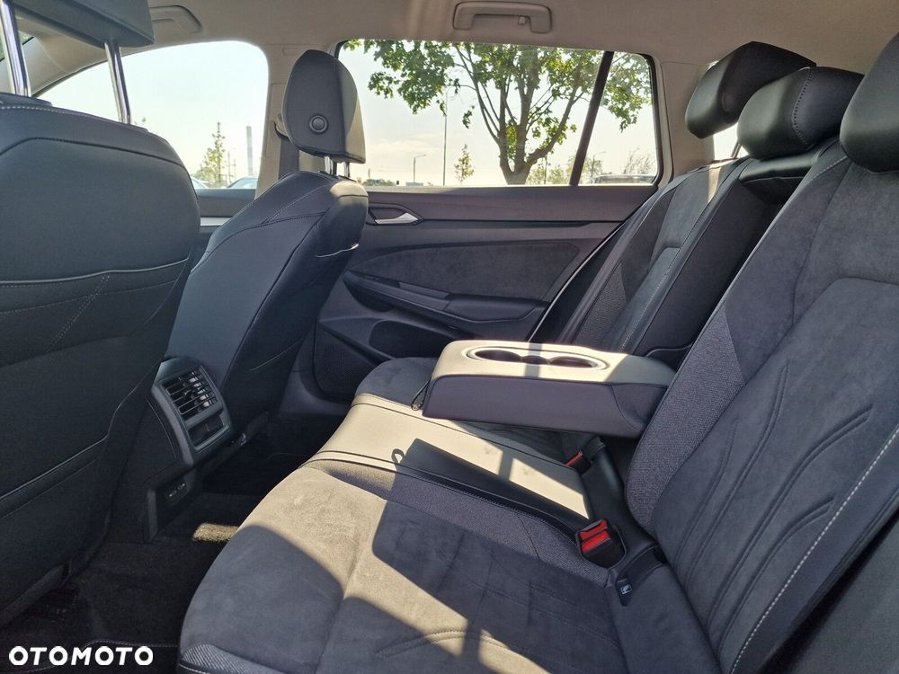 Volkswagen Golf VIII 1.5 TSI Life - 13