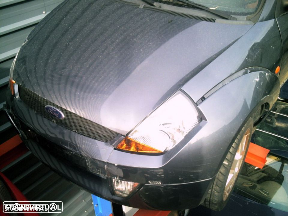 Ford KA Streetka cabrio 1.6 de 2004 para peças - 2