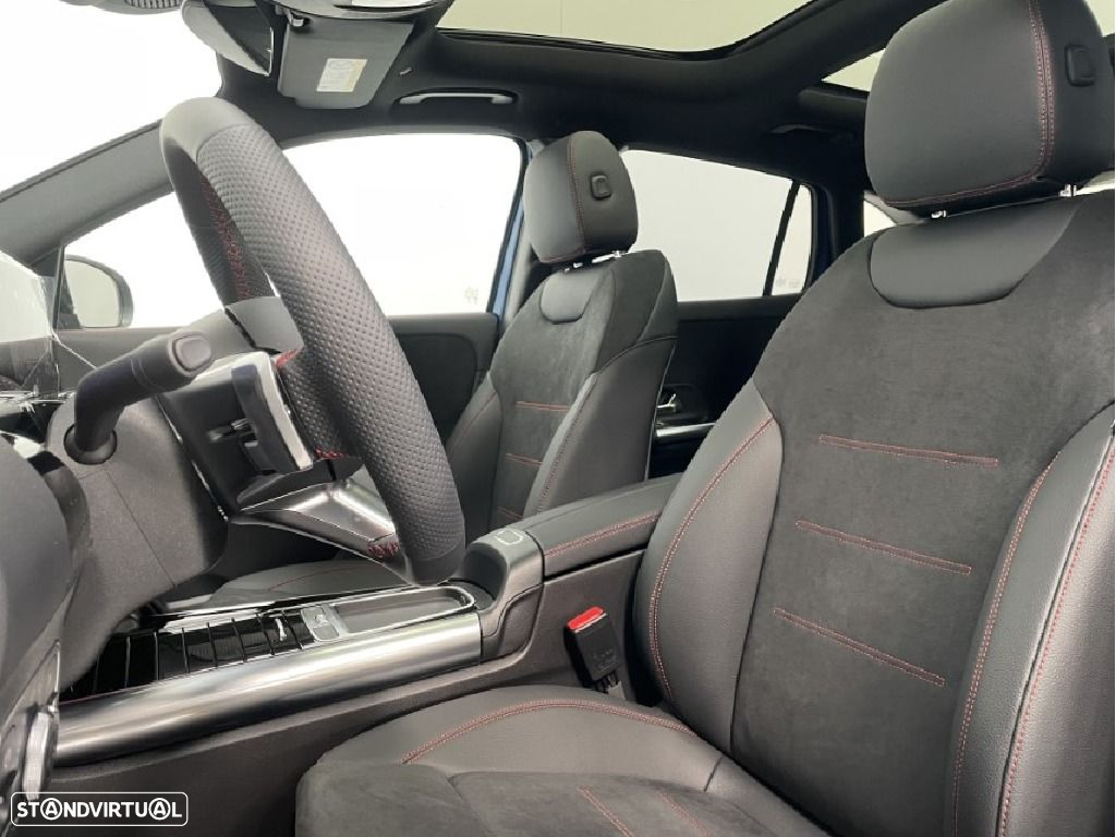 Mercedes-Benz EQA 250+ AMG Line - 11