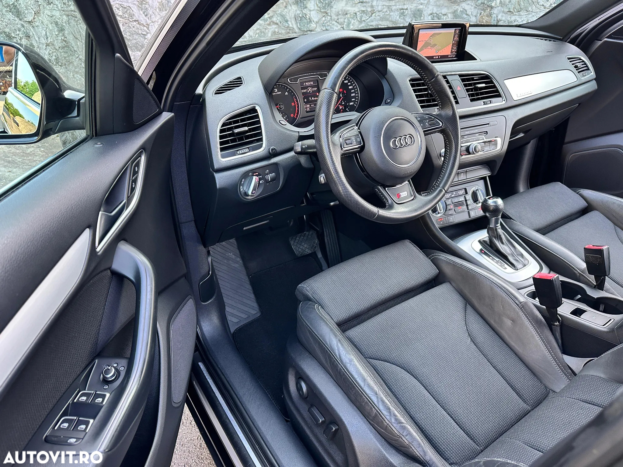 Audi Q3 2.0 TDI Quattro S-Tronic - 24