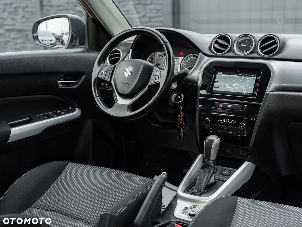 Suzuki Vitara 1.6 Premium 4WD - 21