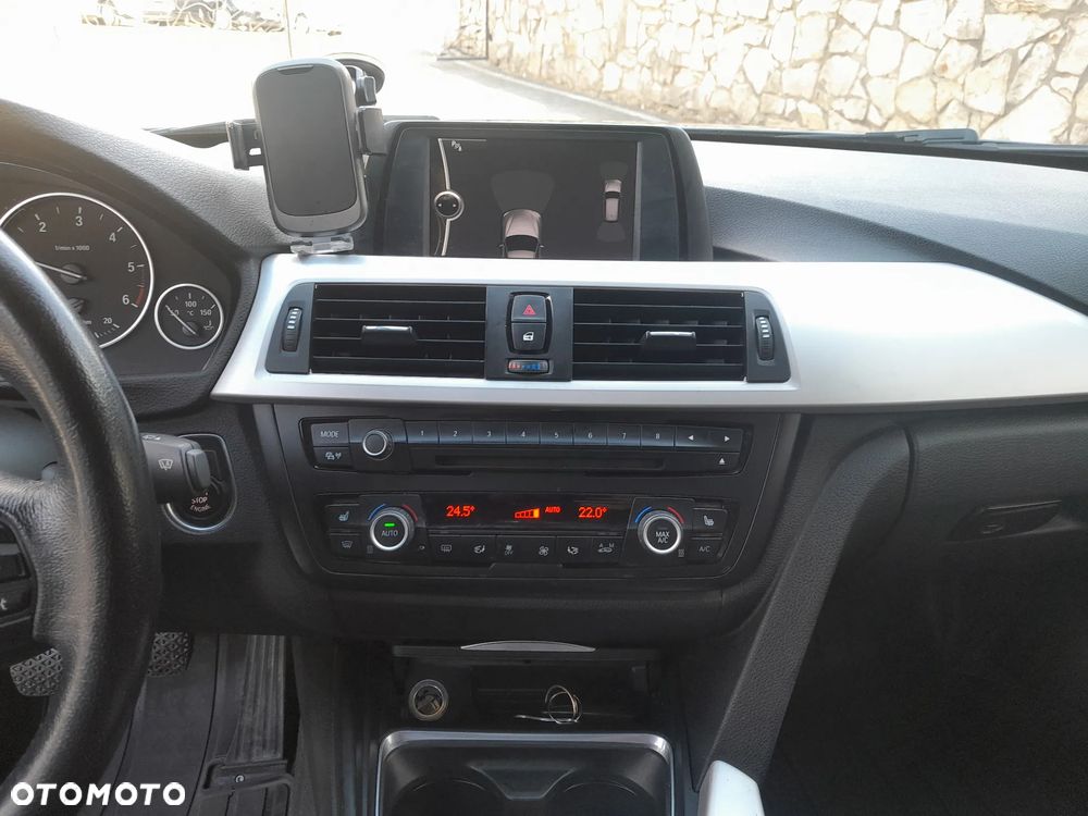 BMW Seria 3 - 13
