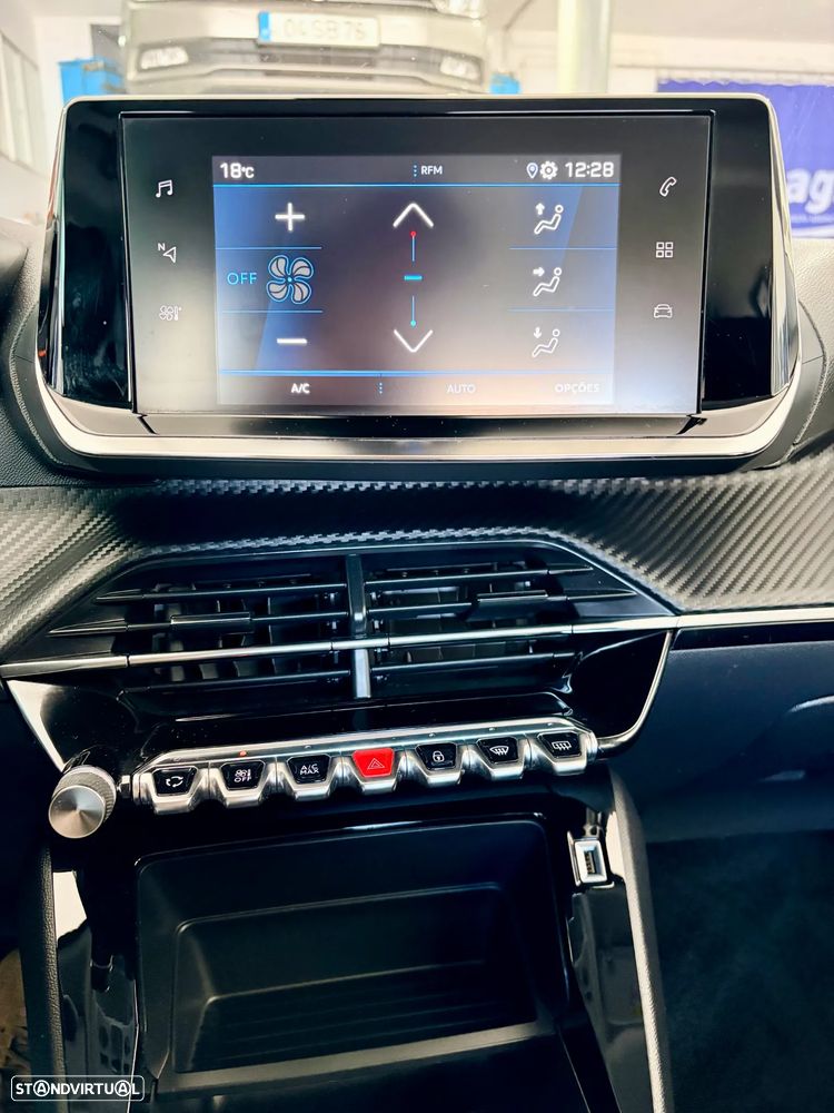 Peugeot 2008 1.2 PureTech Active - 4