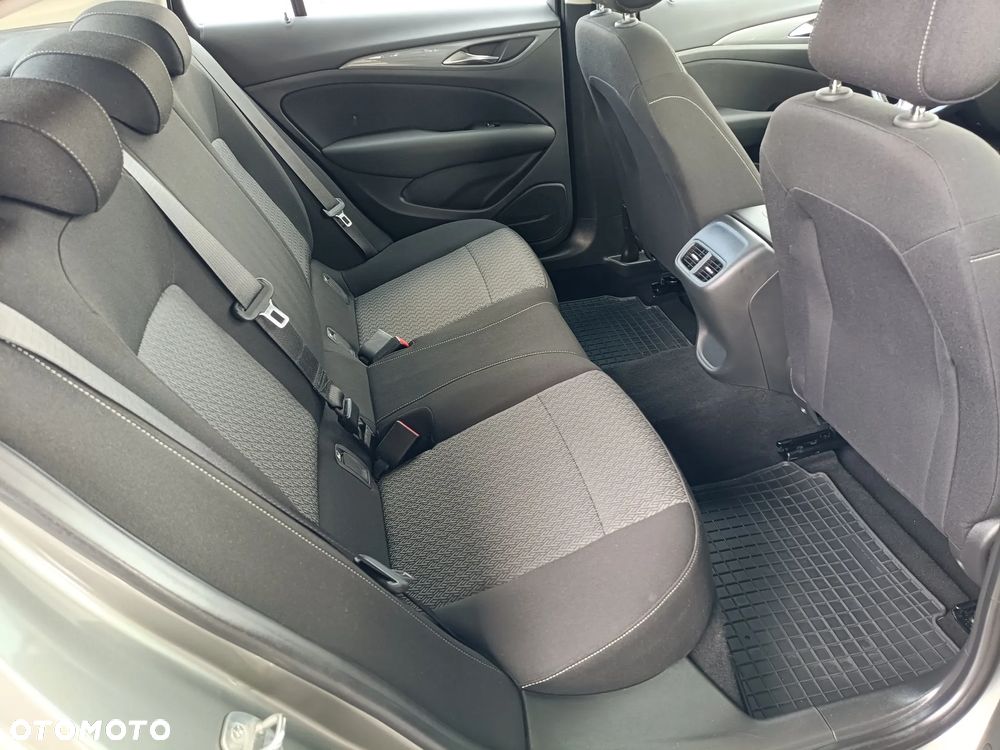 Opel Insignia 1.5 T GPF Enjoy S&S - 9