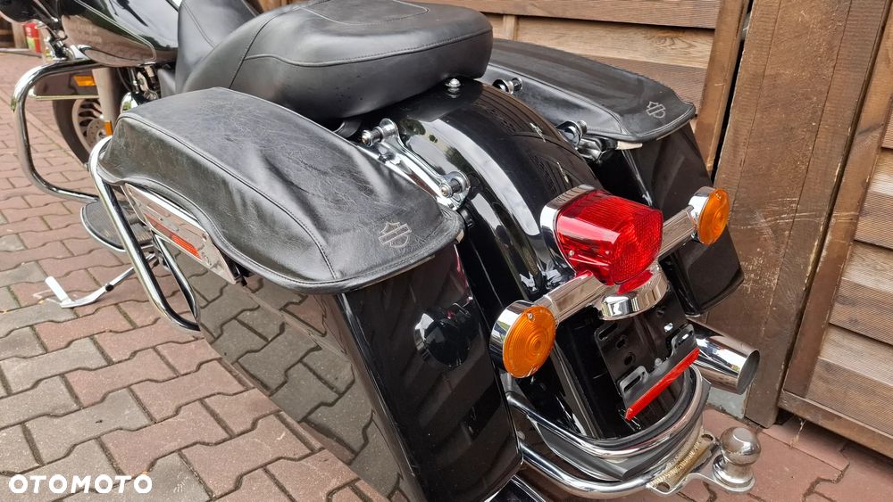 Harley-Davidson Touring Electra Glide - 18