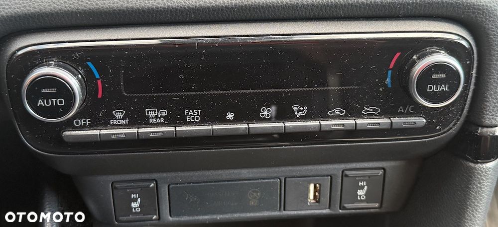 Toyota Yaris Hybrid 1.5 Executive - 13