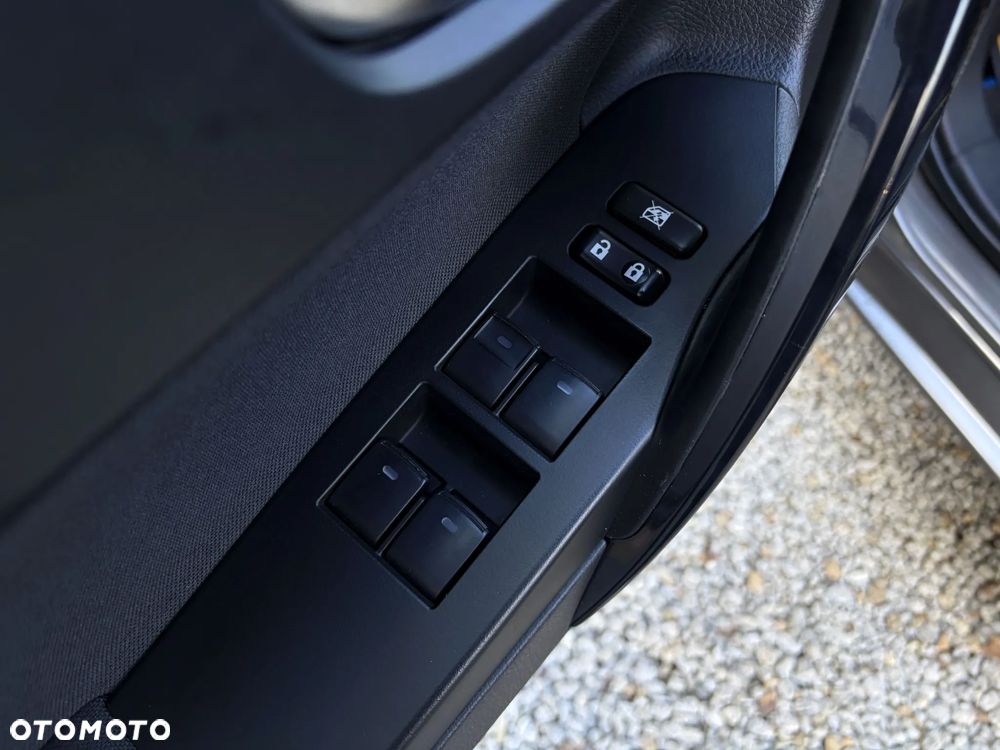 Toyota Auris 1.8 HSD Prestige - 34