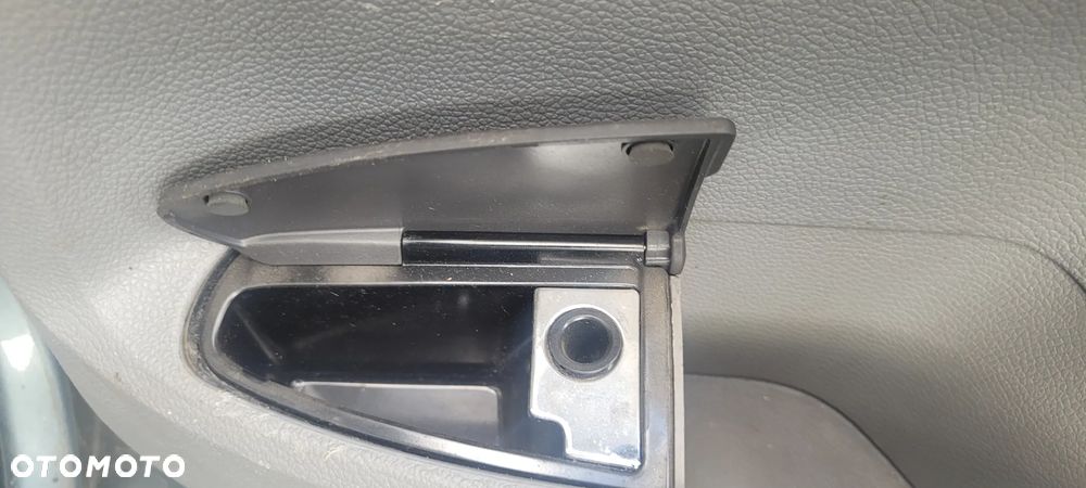 Volkswagen Golf V 1,9 BLS na części - 4