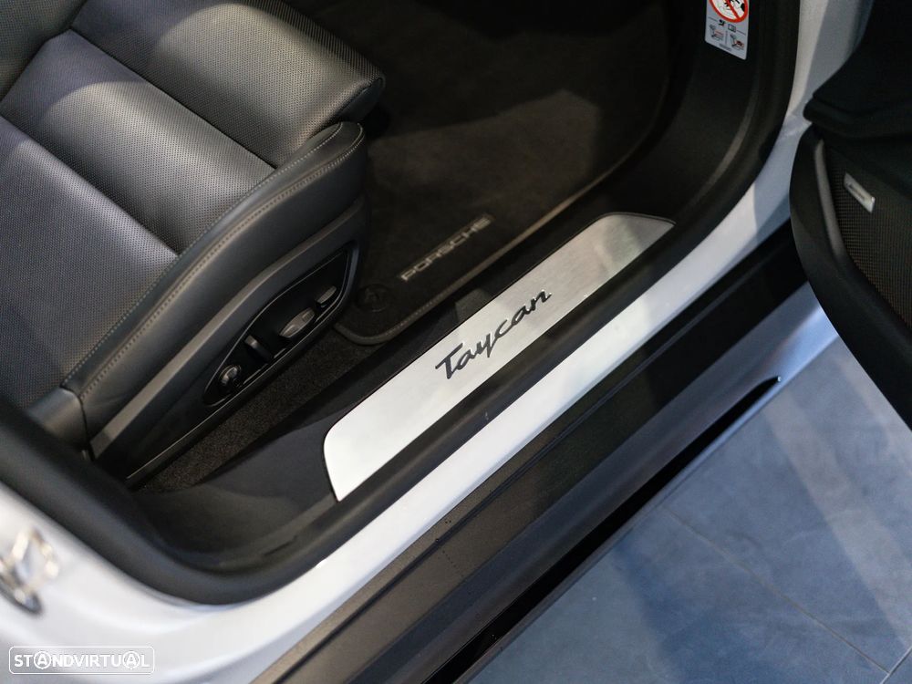 Porsche Taycan Sport Turismo 4S - 51