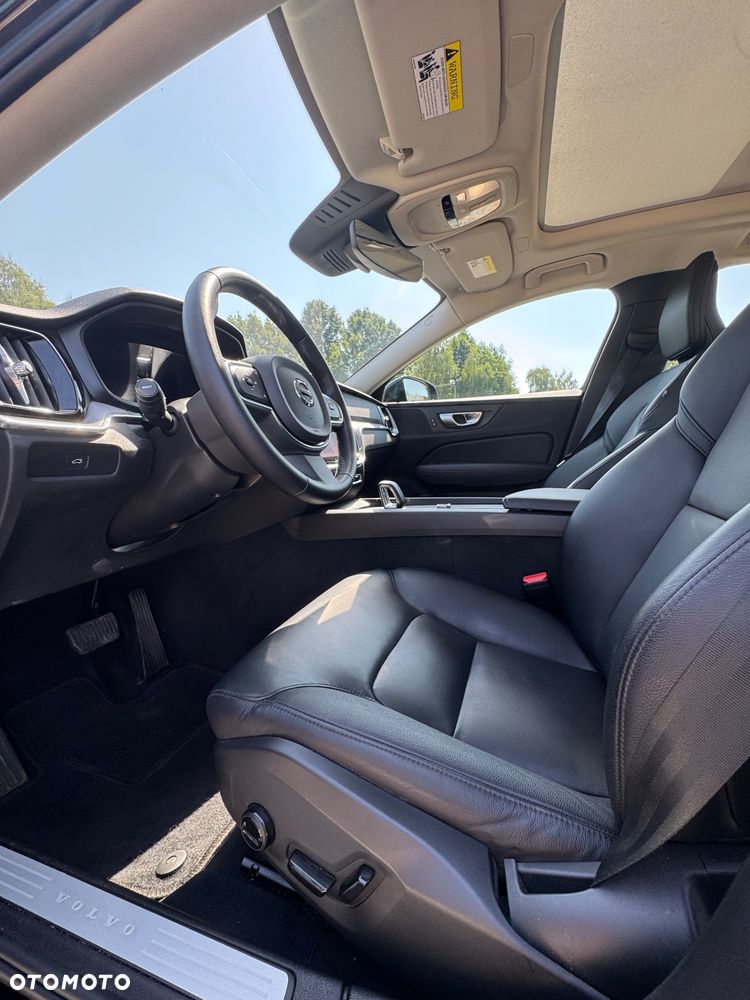 Volvo S60 B5 B AWD Ultimate Dark - 8