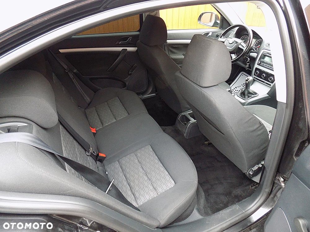 Skoda Octavia 1.6 TDI DPF Fun - 7