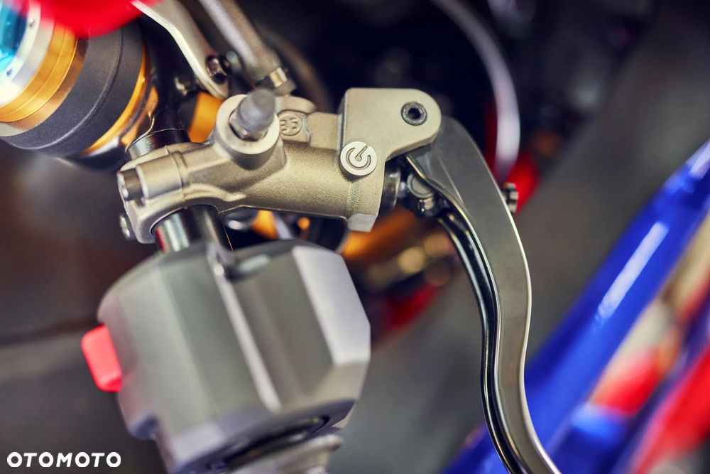 Honda CBR - 16