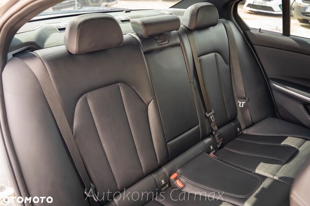 BMW Seria 3 M340i xDrive sport - 31