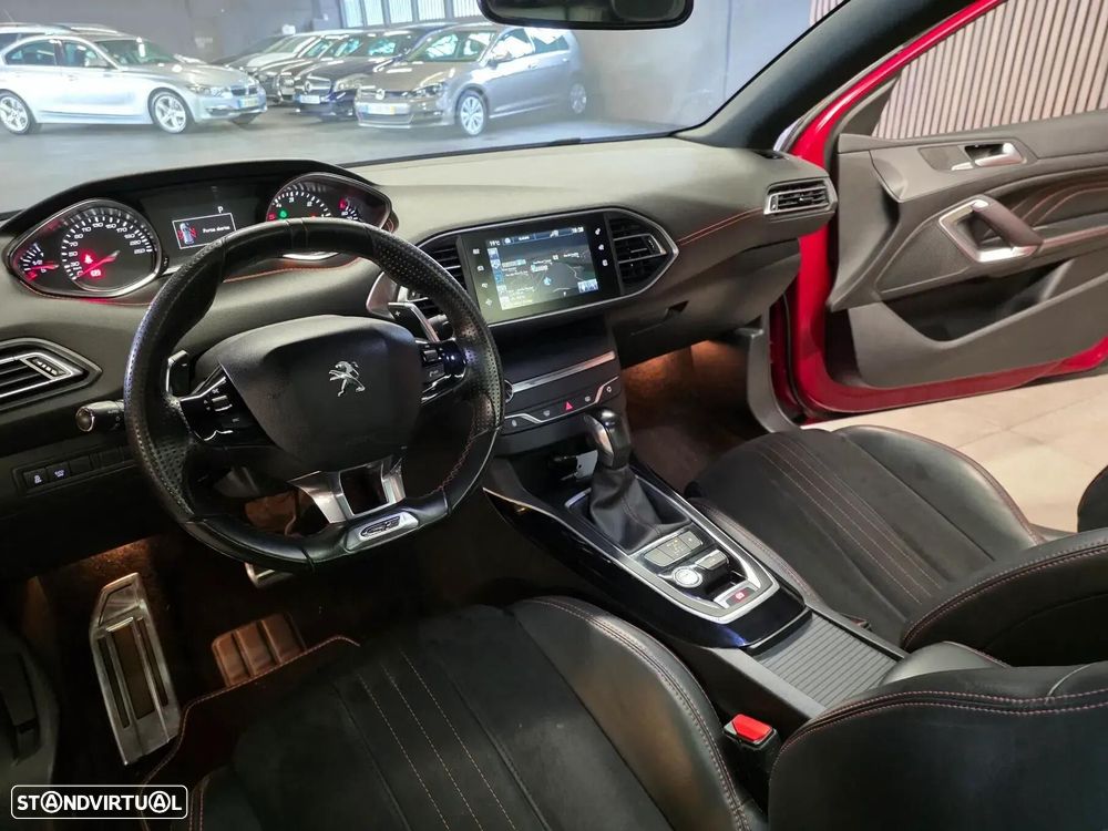 Peugeot 308 BlueHDi FAP 180 EAT8 Stop & Start GT - 40