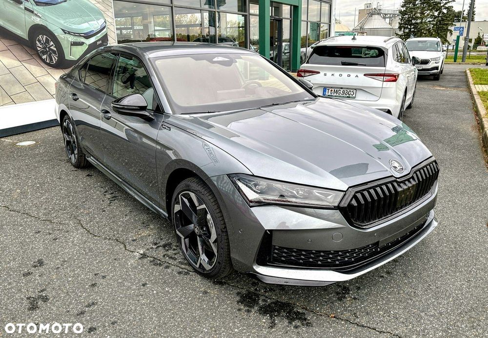 Skoda Superb 2.0 TDI SCR 4x4 L&K DSG - 10