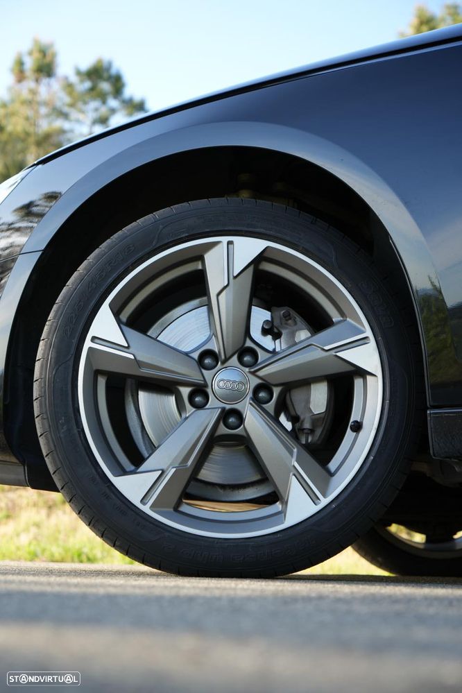 Audi A4 Avant 40 TDI quattro S tronic advanced - 13