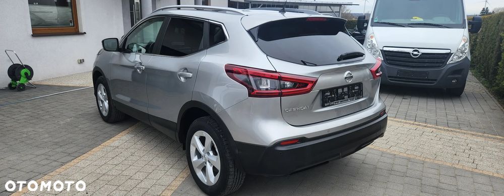 Nissan Qashqai 1.3 DIG-T Tekna EU6d - 8