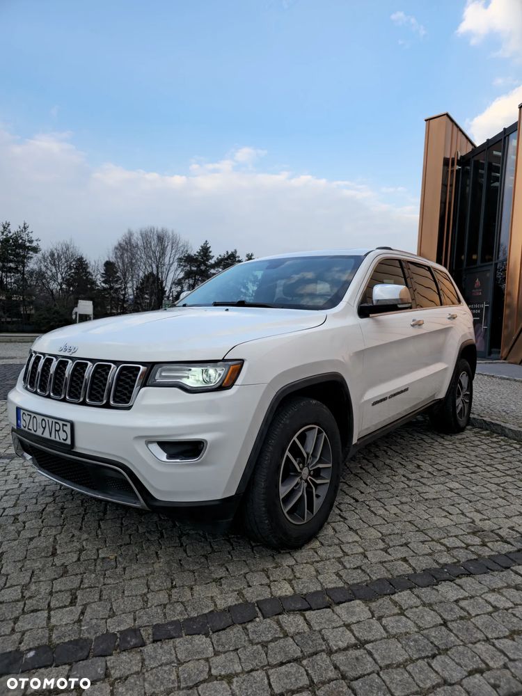 Jeep Grand Cherokee - 8