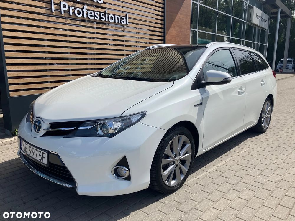 Toyota Auris - 2