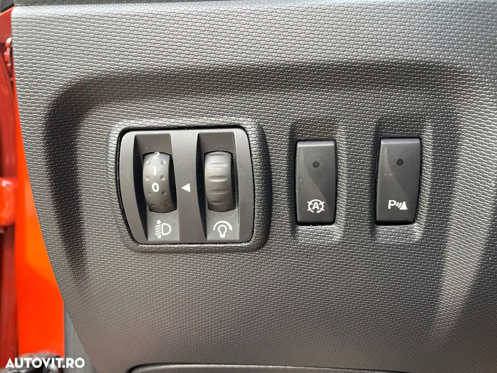 Renault Captur - 25