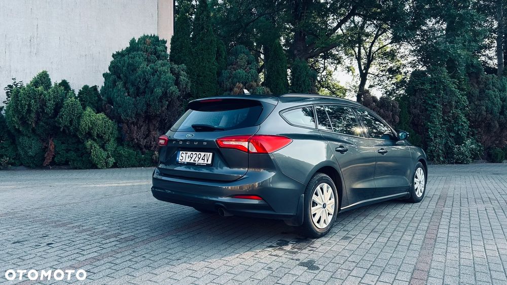 Ford Focus 1.0 EcoBoost Trend Edition - 20