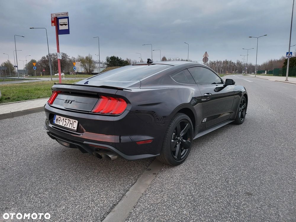 Ford Mustang 5.0 V8 GT - 21