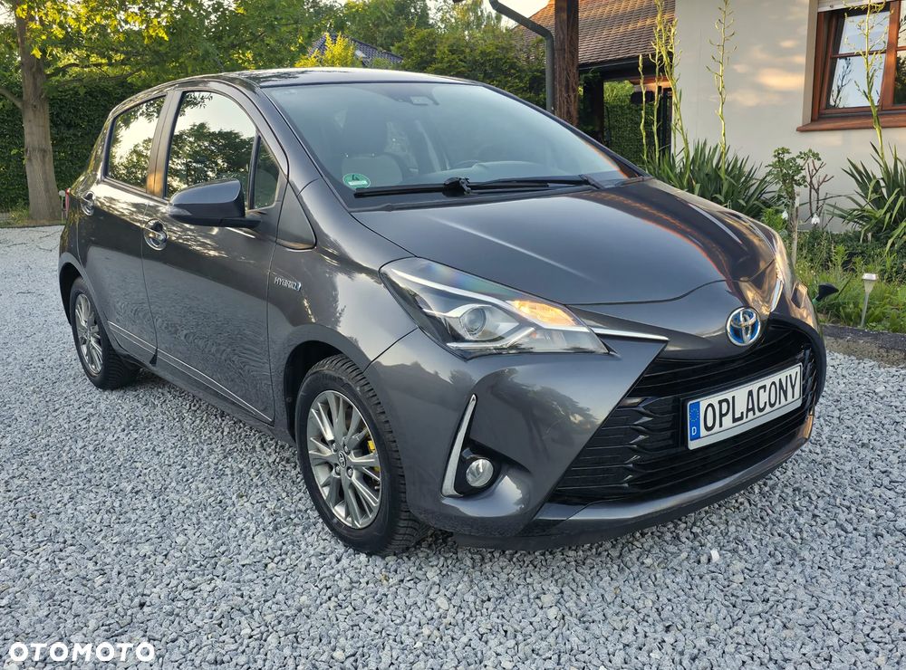 Toyota Yaris Hybrid 100 Business Edition - 6