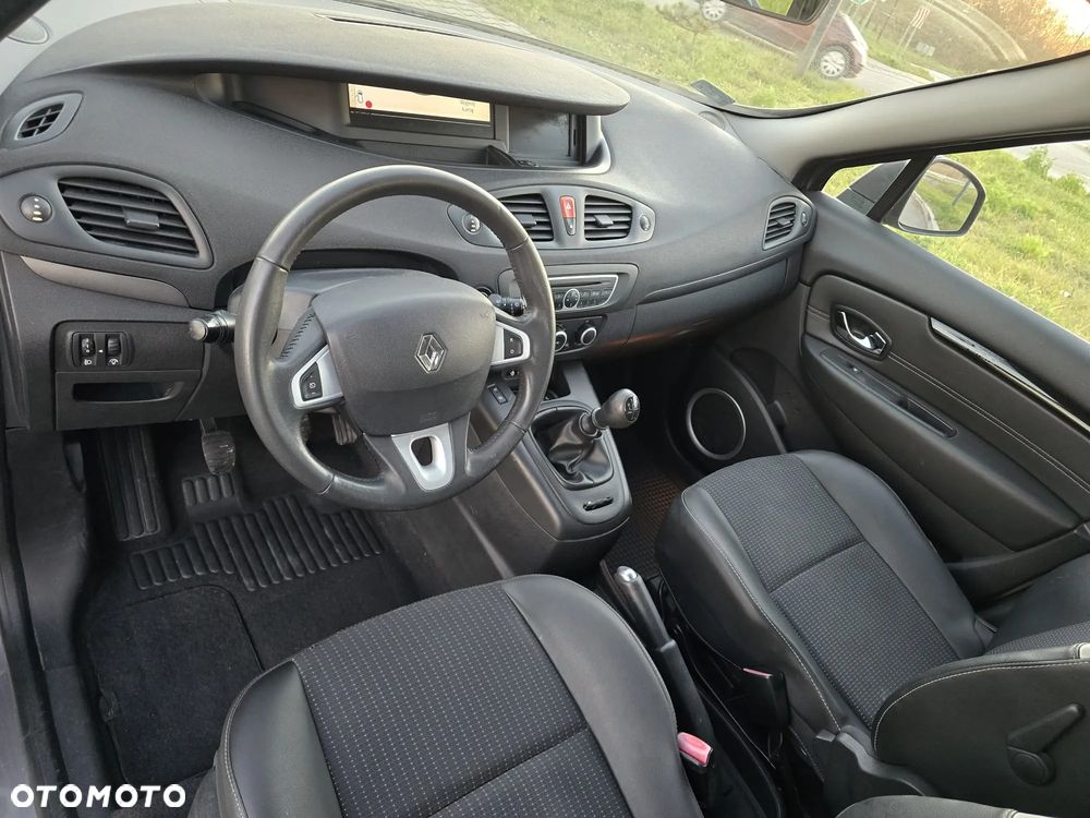 Renault Scenic 1.5 dCi Avantage - 17