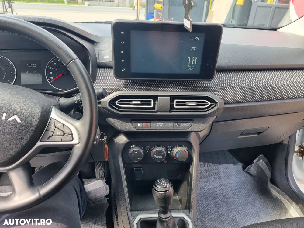 Dacia Logan TCe 90 MT6 Comfort - 4