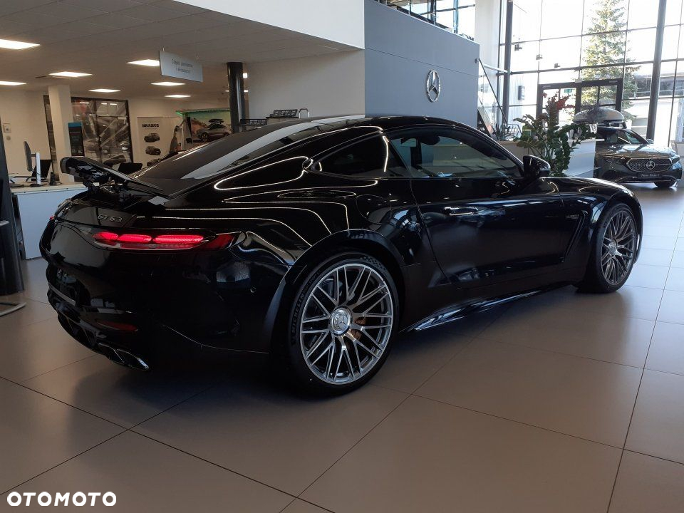 Mercedes-Benz AMG GT - 18