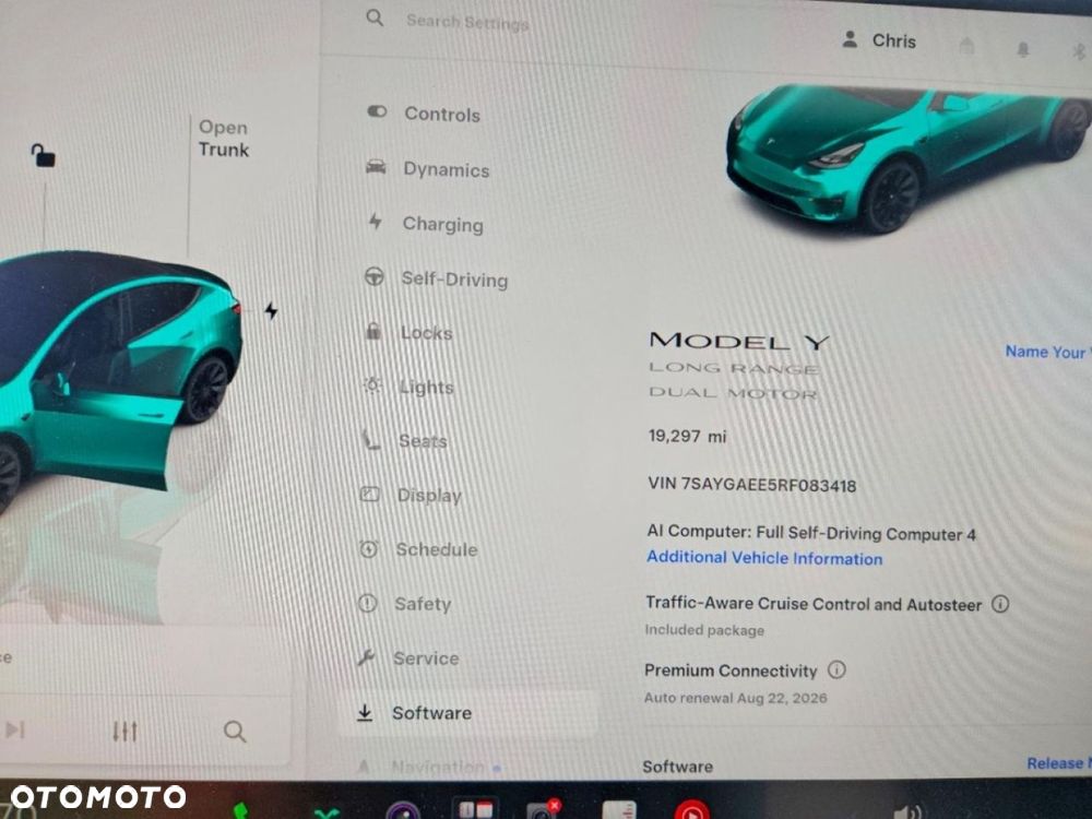 Tesla Model Y - 10