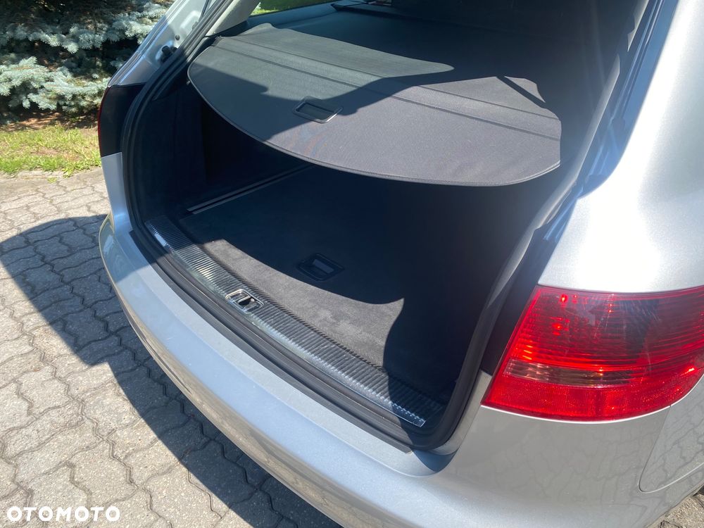 Audi A6 Avant - 17