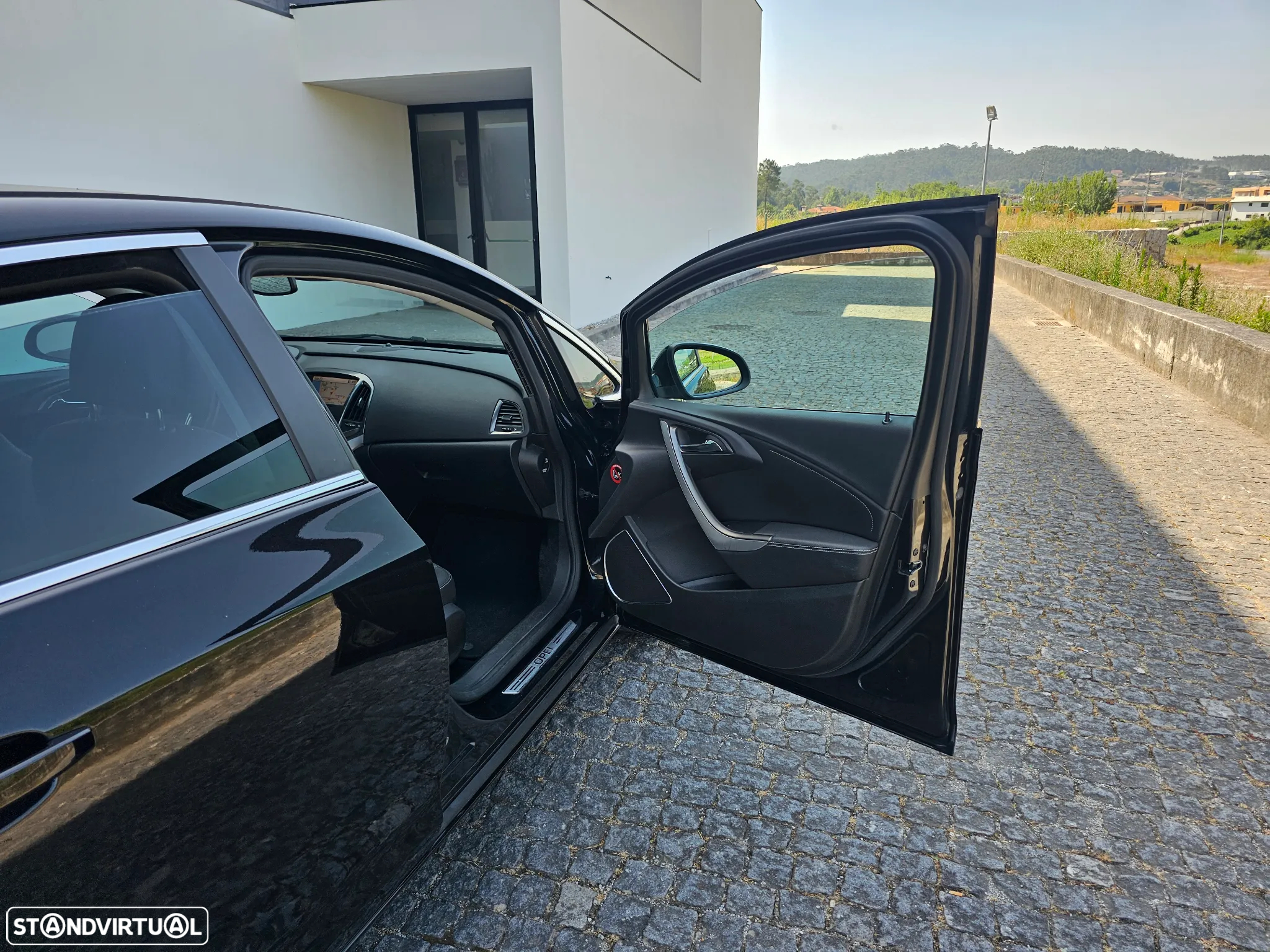 Opel Astra 1.7 CDTi Cosmo - 24