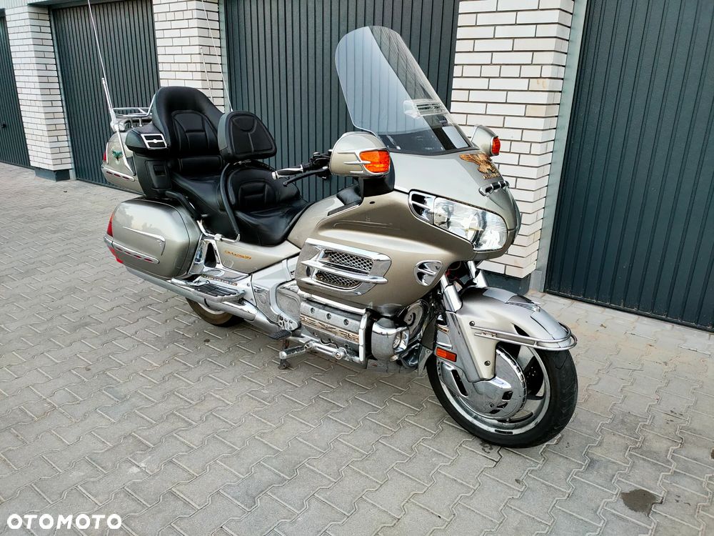 Honda GL - 8