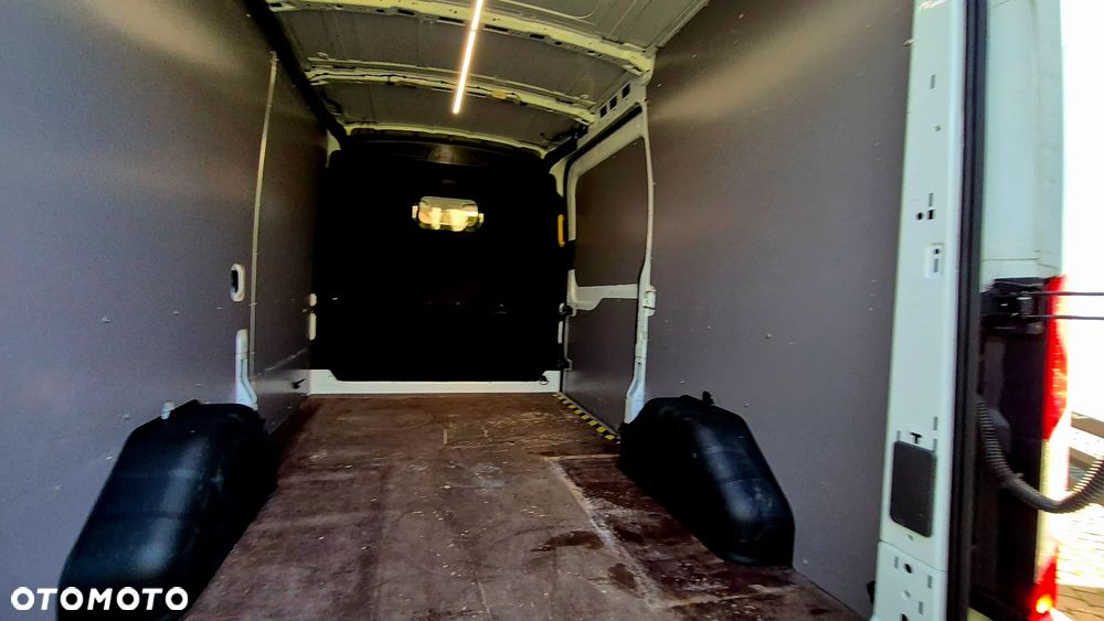Ford Transit - 14