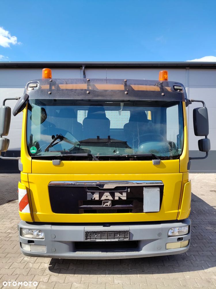 MAN 8.220 - 10
