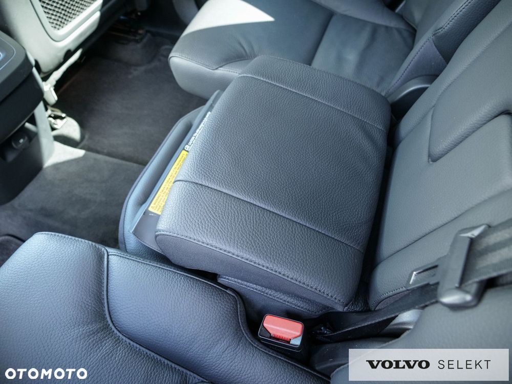 Volvo XC 90 - 18