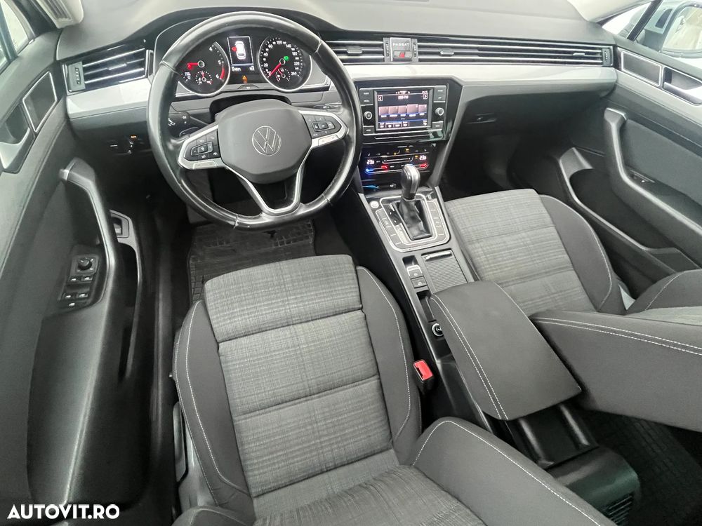 Volkswagen Passat 2.0 TDI DSG Comfortline - 9