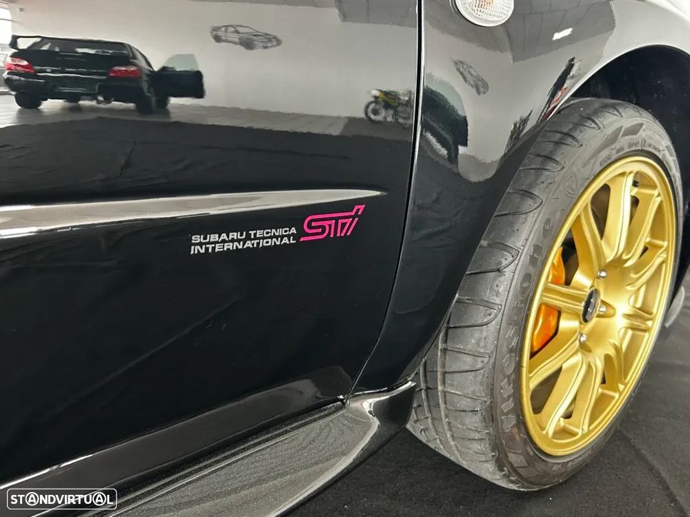 Subaru Impreza Sedan 2.0 WRX STi - 4