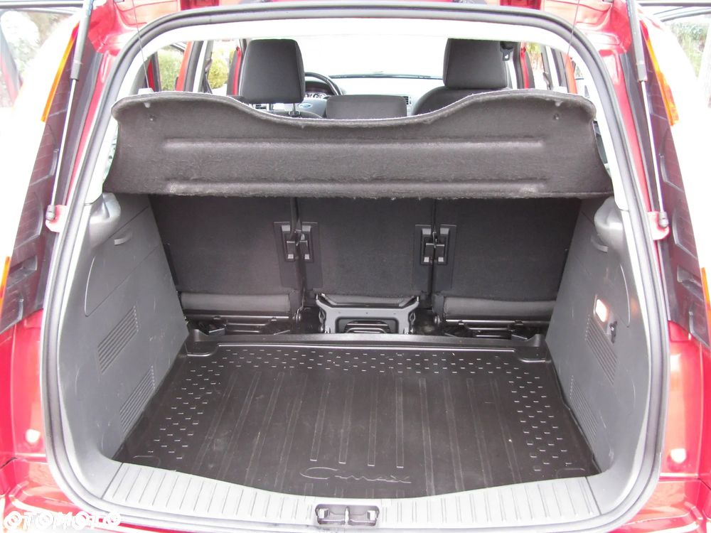 Ford C-MAX 1.8 Ambiente - 26