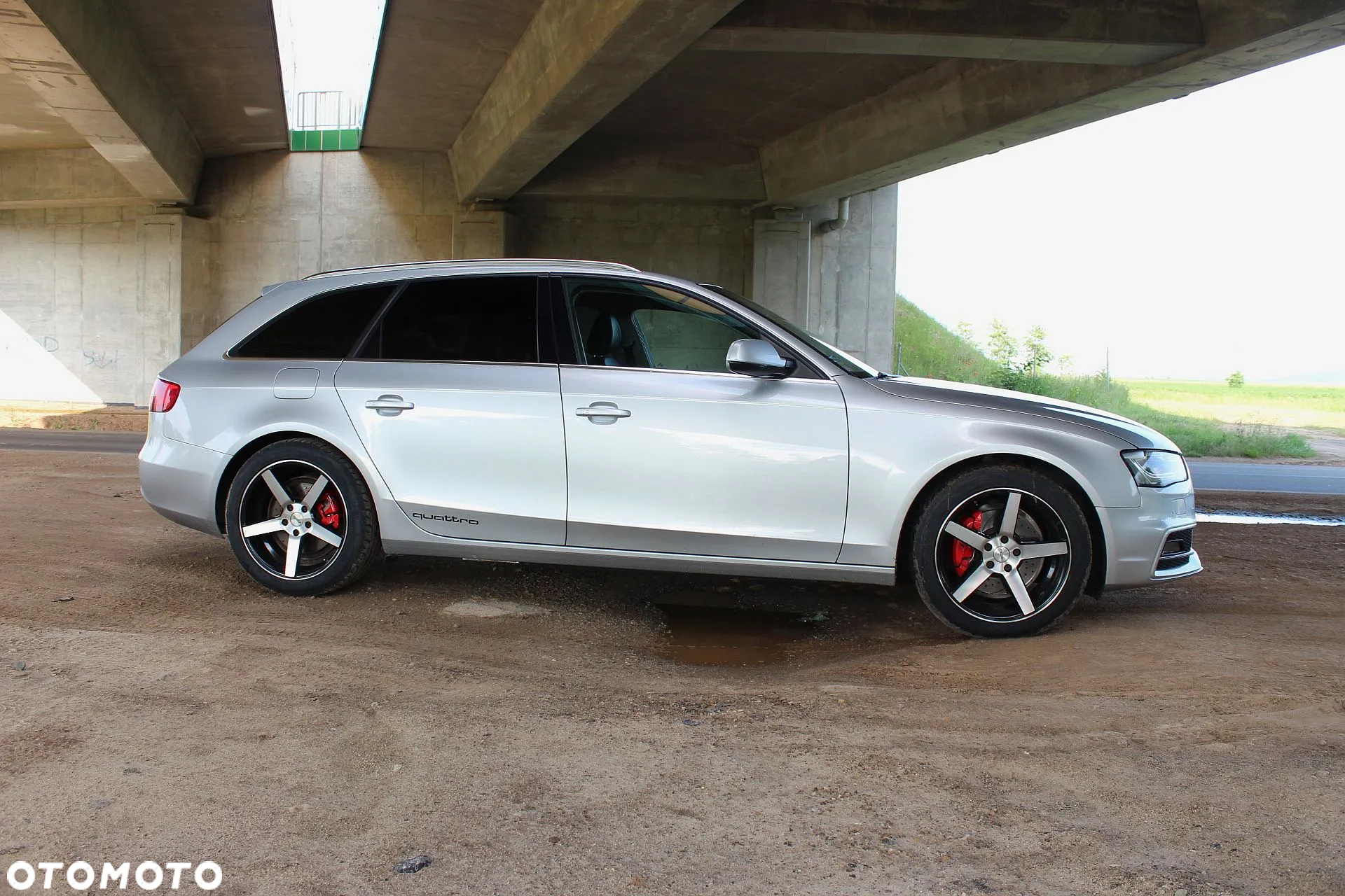 Audi A4 Avant 2.0 TDI DPF quattro S line Sportpaket - 4