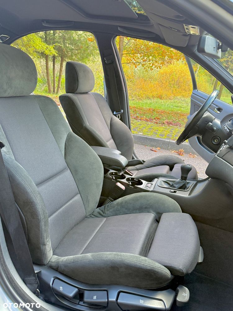 BMW Seria 3 318i - 24