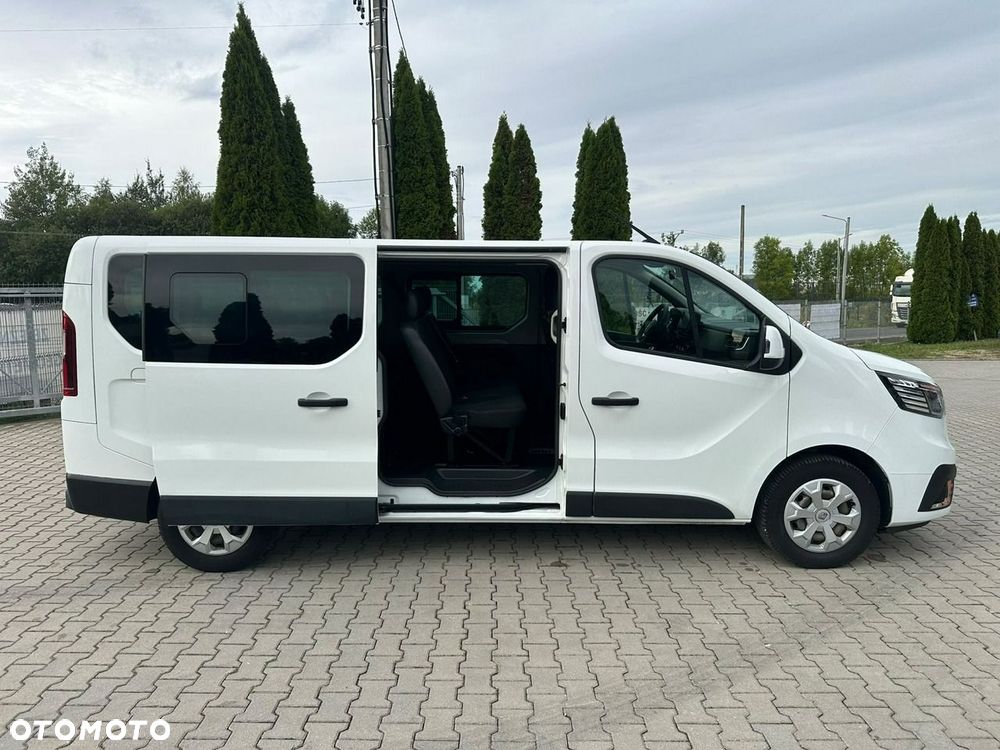 Renault Trafic - 11