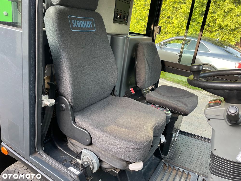 Schmidt Swingo Compact CS 256   200 + Zamiatarka drogowa  zamiatarka chodnikowa uliczna  Swingo 200 +    Super stan 2019 rok - 30