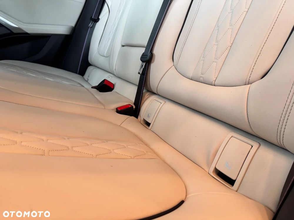 BMW X6 xDrive30d - 24
