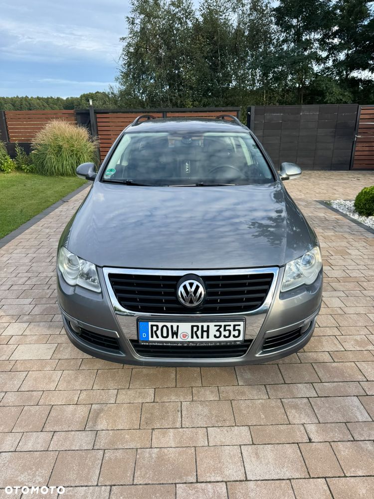 Volkswagen Passat 2.0 TDI Individual - 9